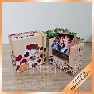 Cubo giratório com fotos e caixa para dia dos namorados