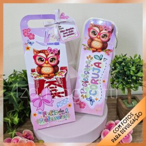 Porta kit kat com marca páginas e calendário 2026