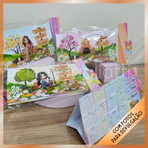 Calendário de mesa médio 4 modelos – Meninas 2026